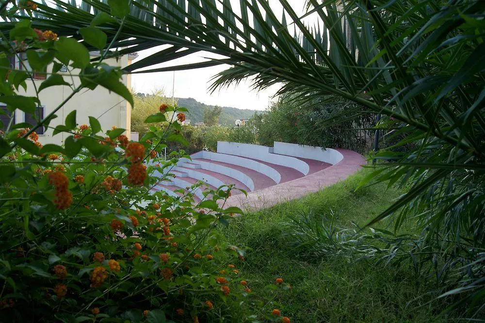 Albergo Residenziale Gli Ontani Cala Liberotto 4*,