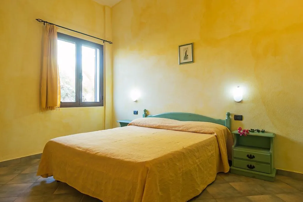 Albergo Residenziale Gli Ontani Cala Liberotto 4*,  Italien