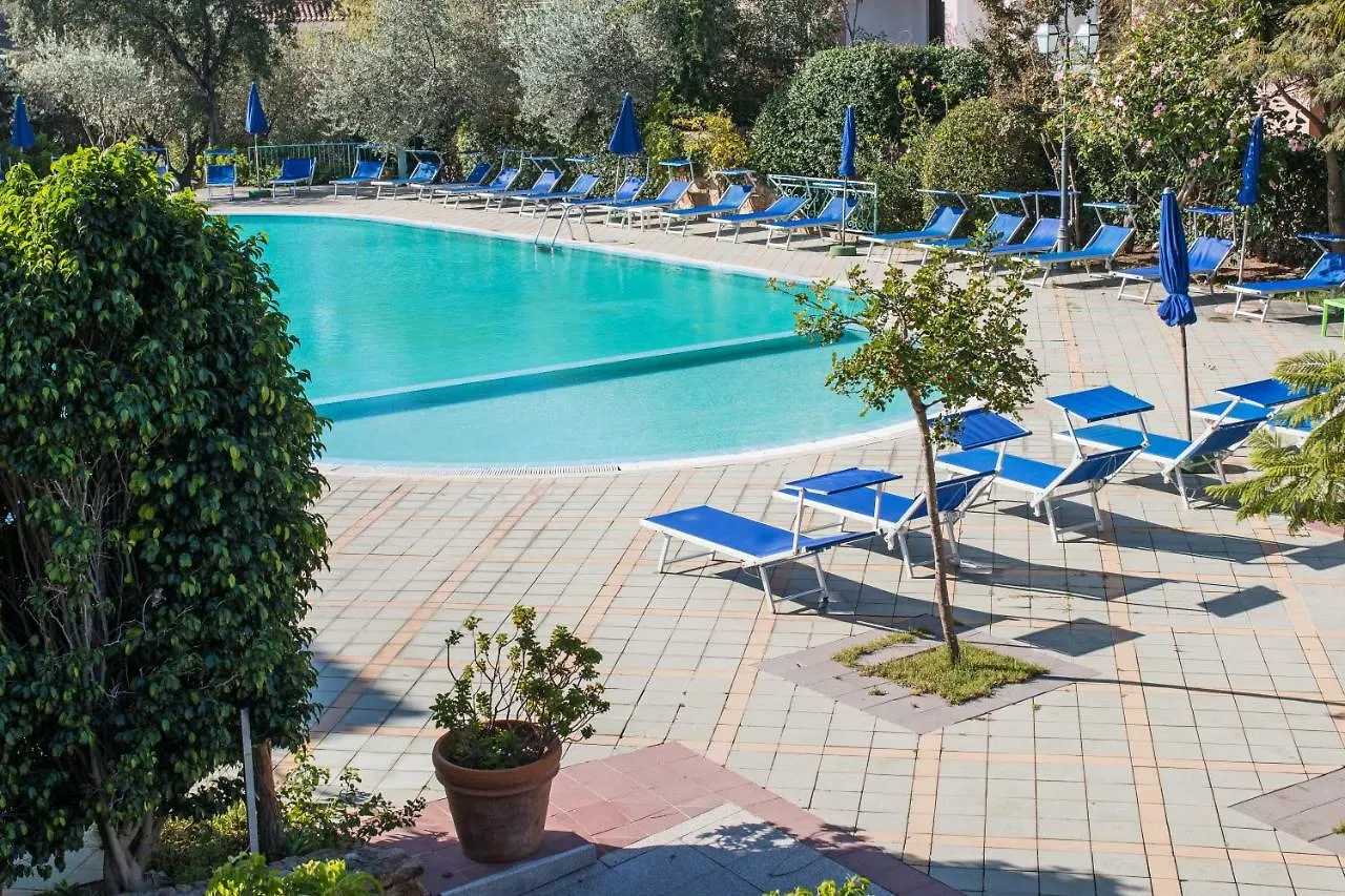 Albergo Residenziale Gli Ontani Cala Liberotto Italien